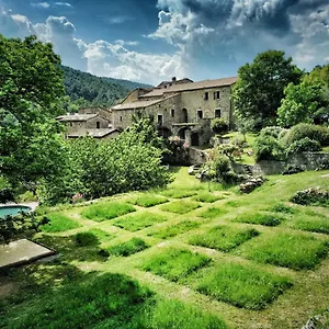 https://hortense-grange-2-4-personnes.hotels-rhonealpes.com