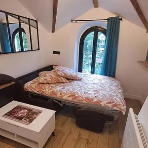 https://petit-cocon-proche-centre-ville.hotels-rhonealpes.com